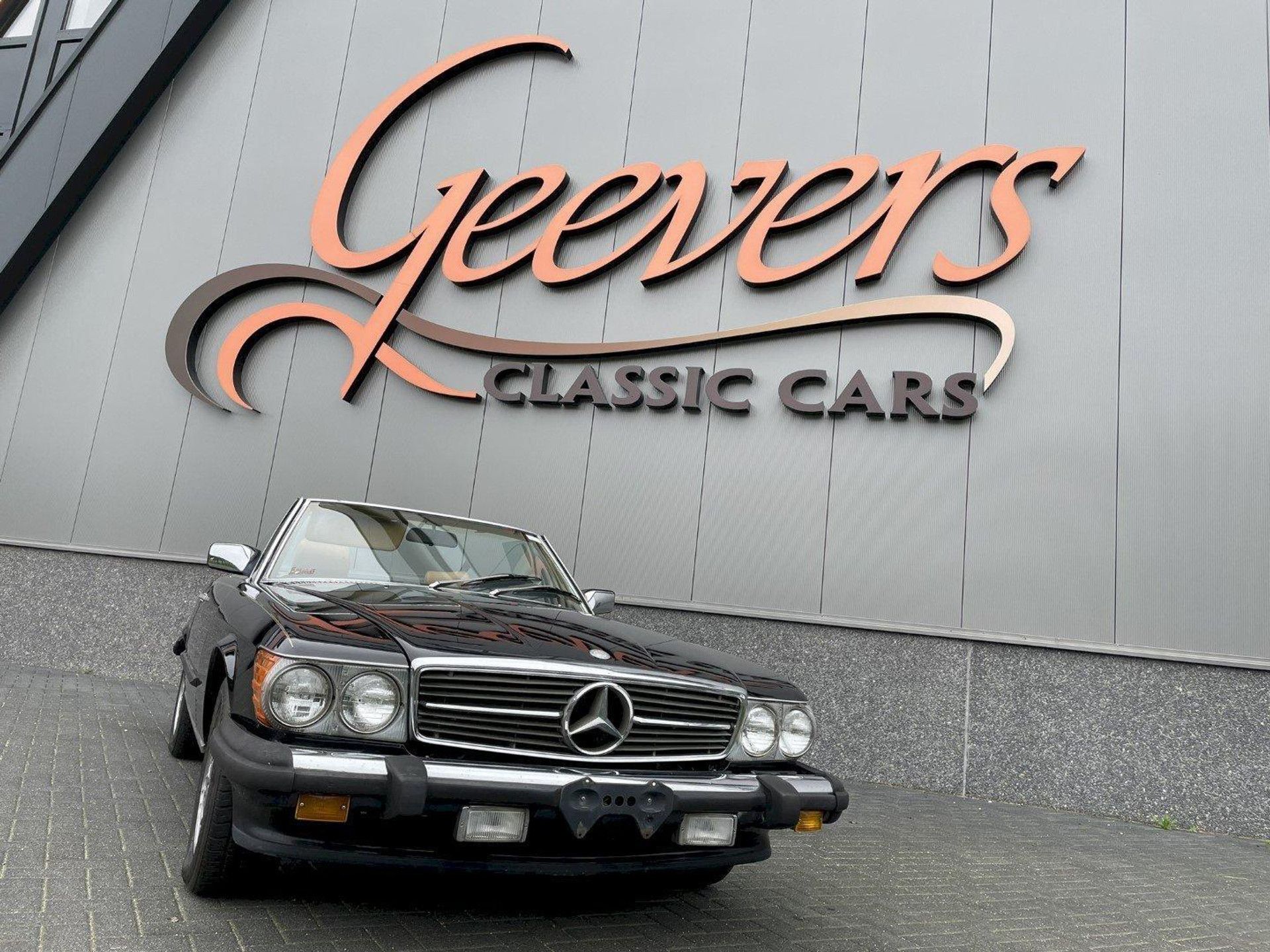 1986 Mercedes-Benz W107
