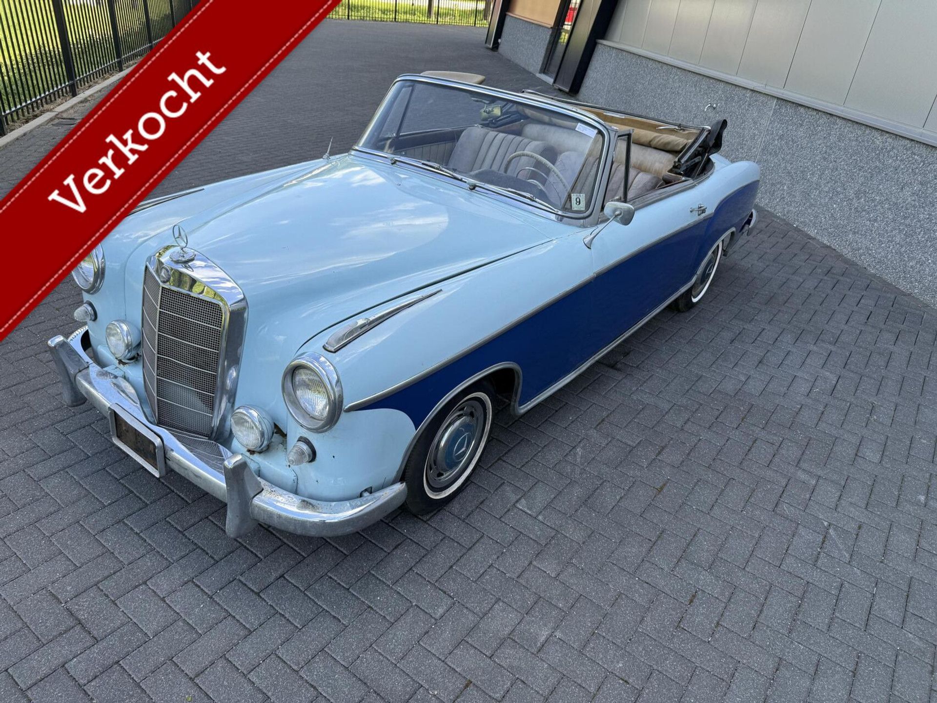 1960 Mercedes-Benz W128/W180 Ponton