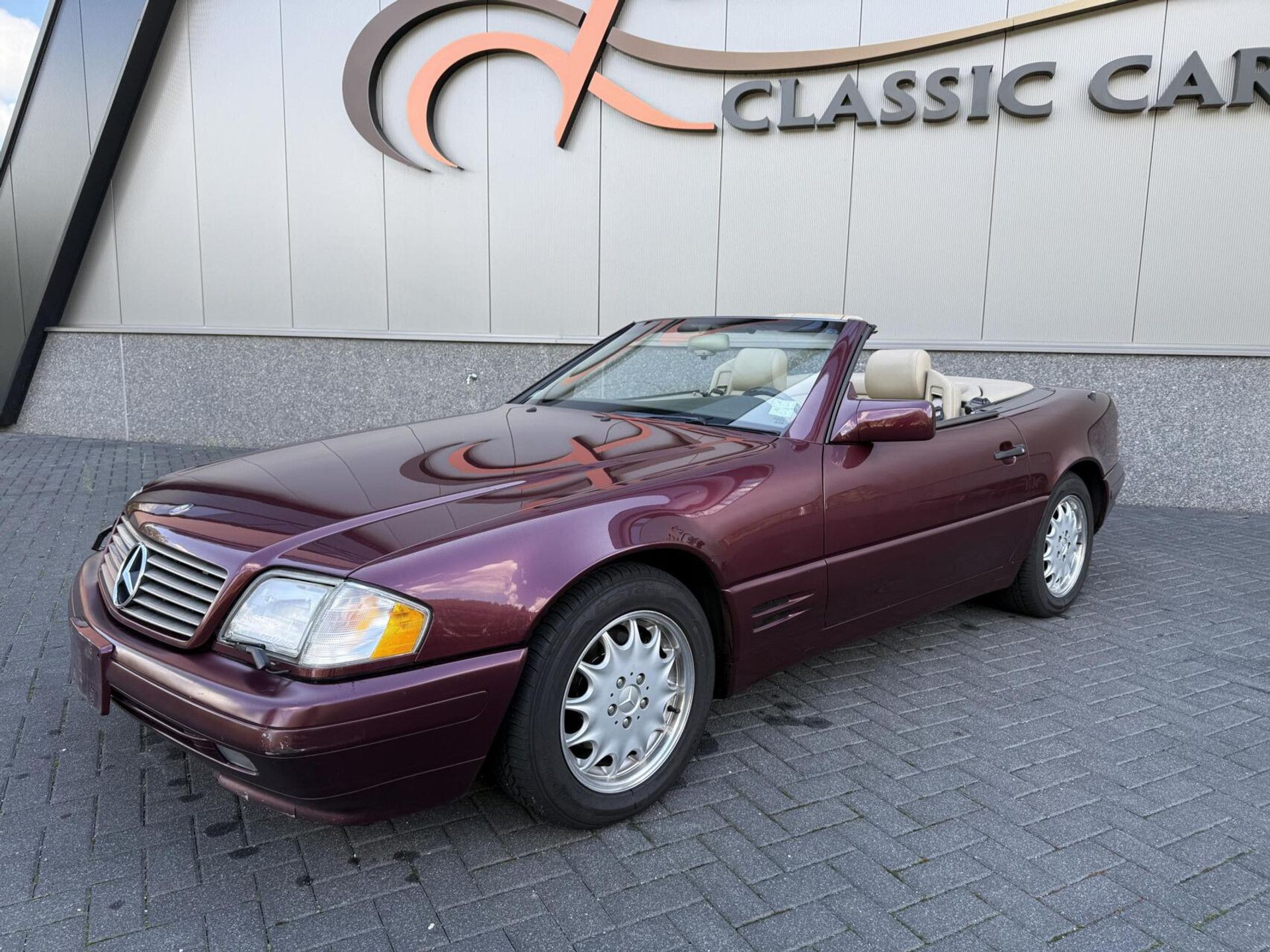 1996 Mercedes-Benz R129
