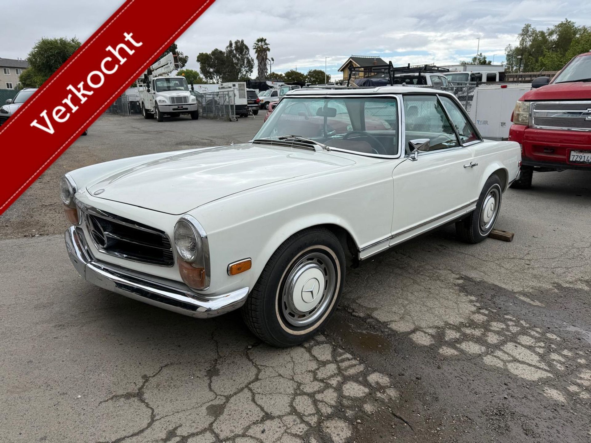 1971 Mercedes-Benz W113 Pagode 280SL