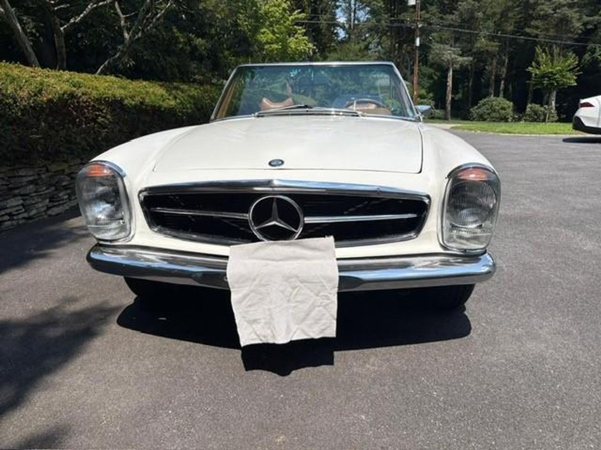 1969 Mercedes-Benz W113 Pagode 280SL