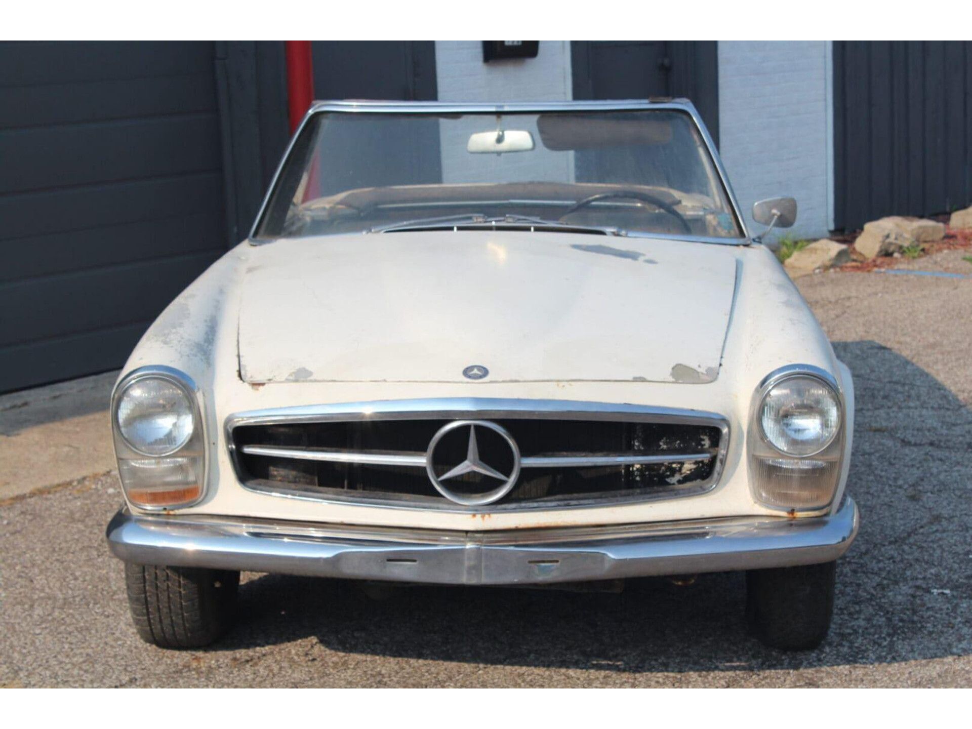 1965 Mercedes-Benz W113 Pagode 230SL